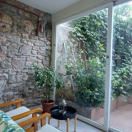 Stone Garden In The Heart Of The Istanbulská provincie